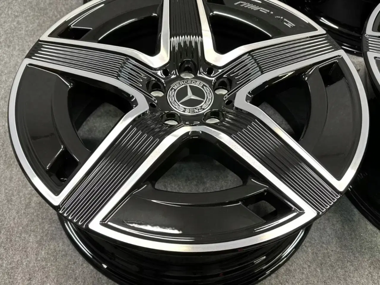Billede 5 - ALUFÆLGE MERCEDES GLC 254 W254 AMG 19"