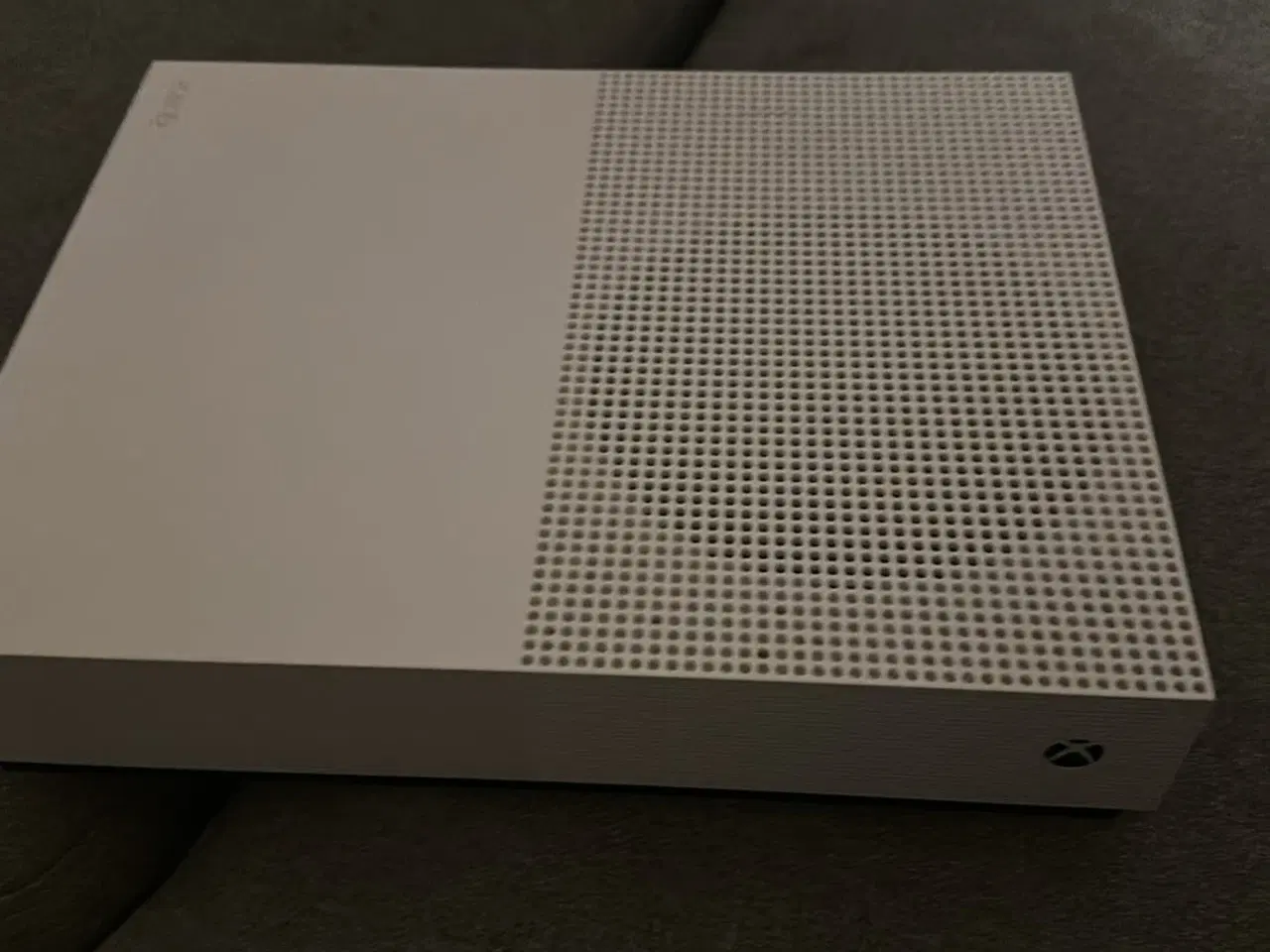 Billede 2 - Xbox one s sælges byd