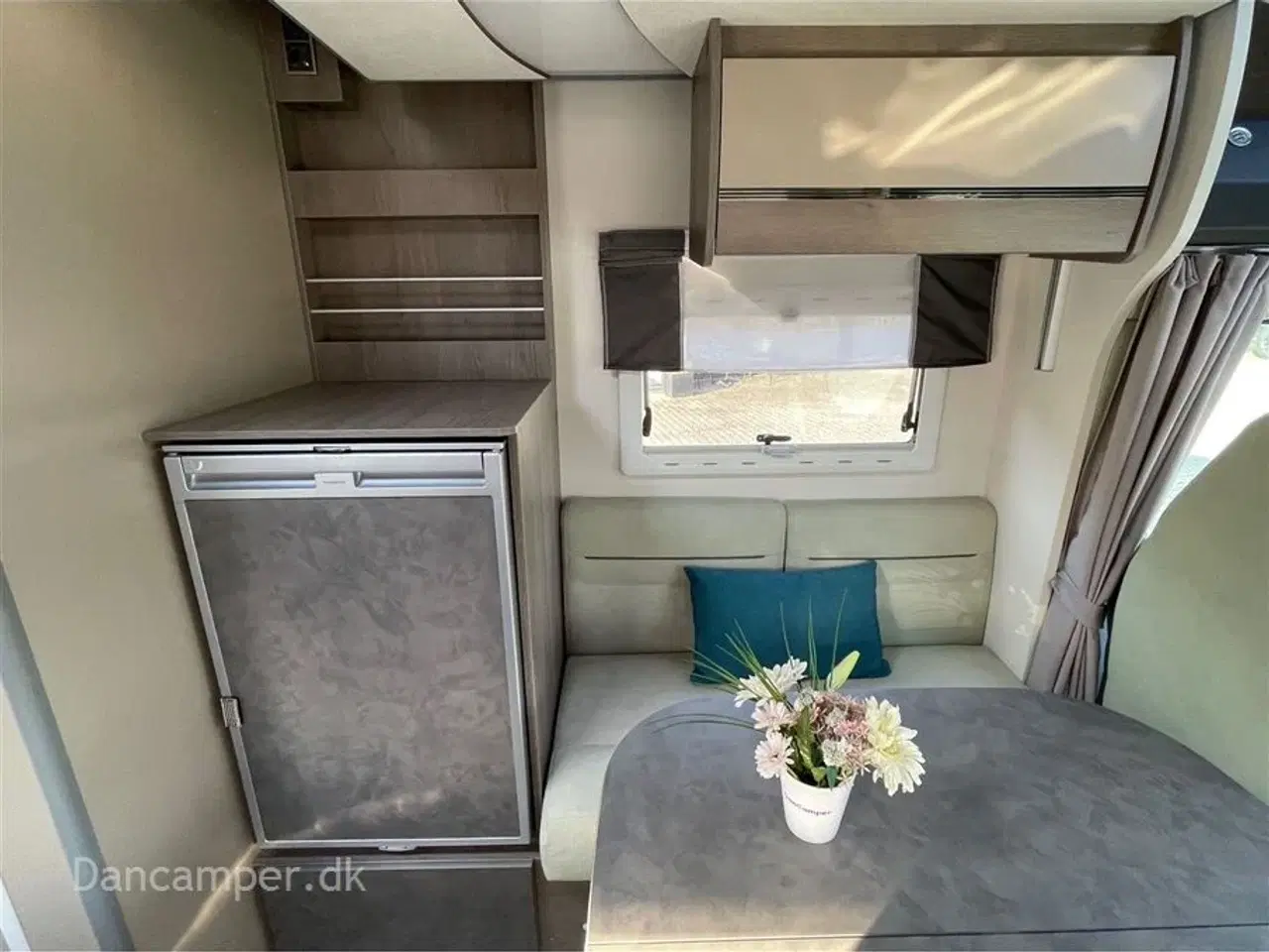 Billede 13 - 2019 - Chausson Titanium 767    Enkeltsenge, lounge-indretning, 170Hk Ford, AUT - Lihium Super B bodelsbatteri, Solceller, Michelin helårsdæk.