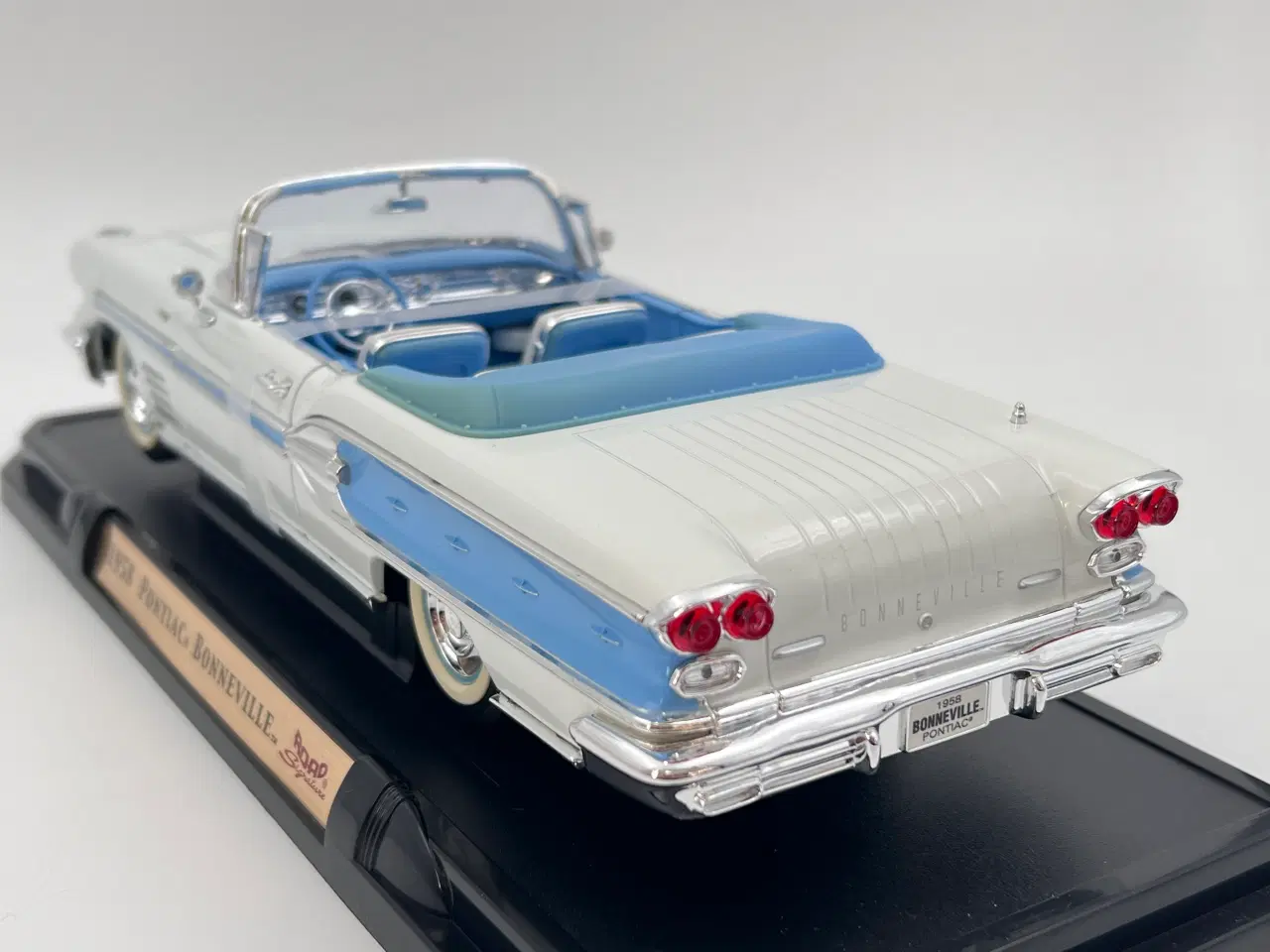 Billede 3 - 1958 Pontiac Bonneville Convertible 1:18 