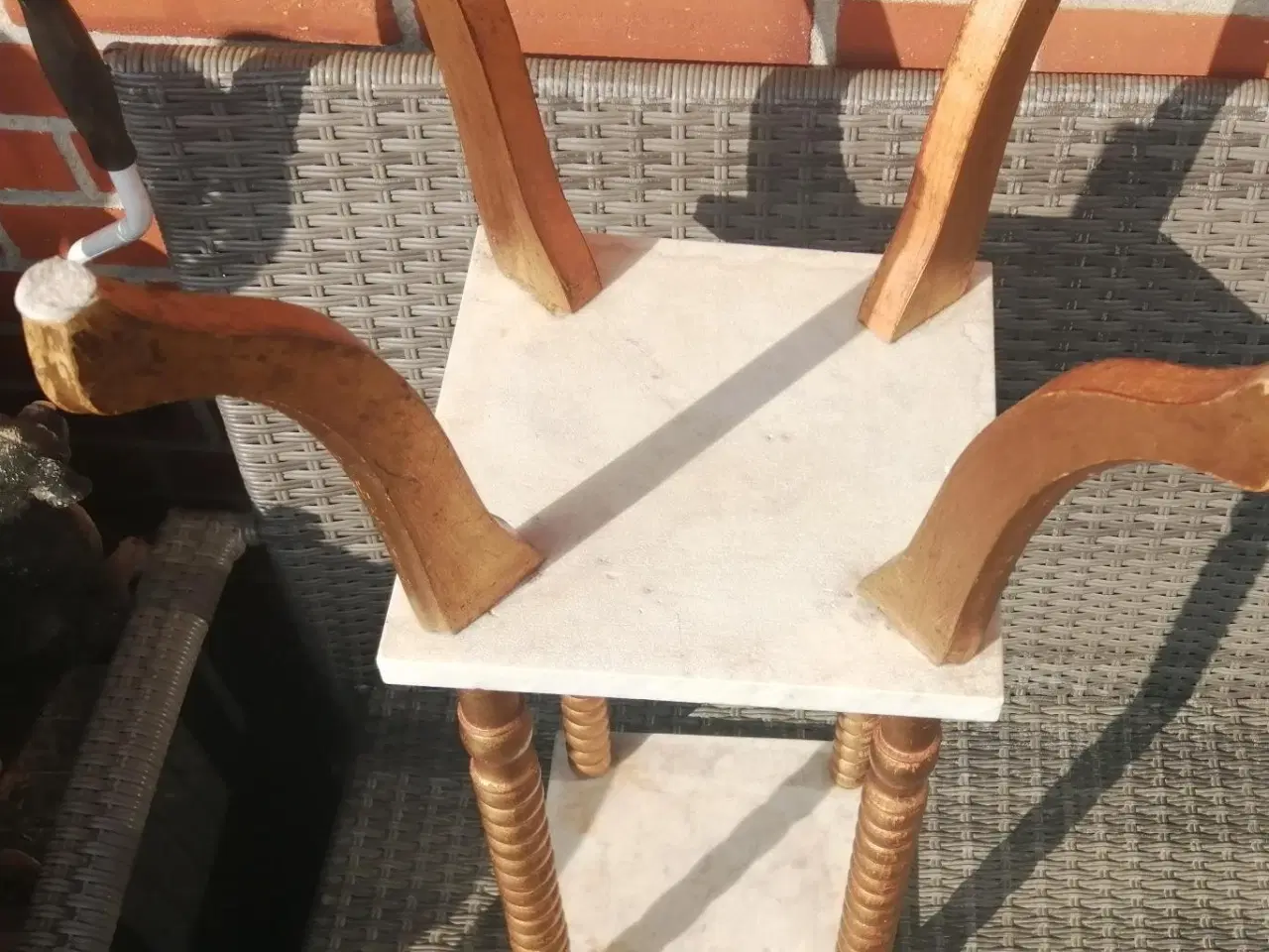 Billede 3 - FLOT MARMOR PEDESTAL, HØJDE 79 CM