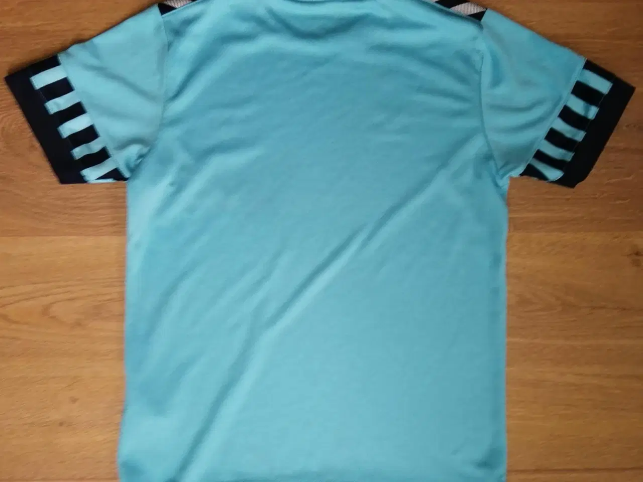 Billede 4 - DANMARK TRØJE 2022, STR. 11-12 ÅR, I FLOT STAND