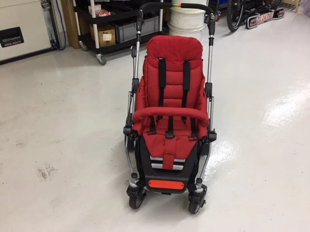 Billede 10 - Teutonia klapvogn rød