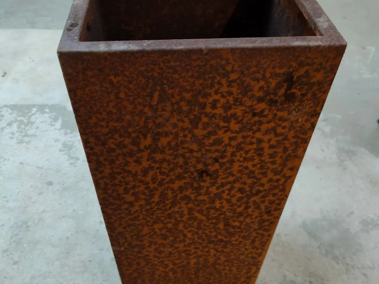 Billede 1 - Potteskjuler i Cortenstål, 80x30x30 cm