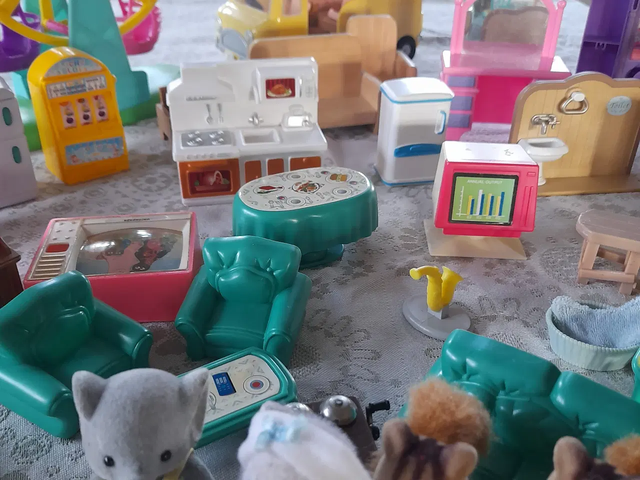 Billede 10 - Samling af Sylvanian families, mange dele.