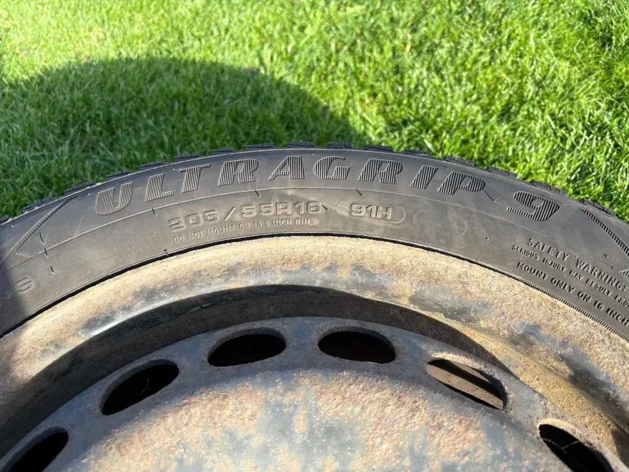 Billede 4 - Goodyear vinterdæk med dækholder