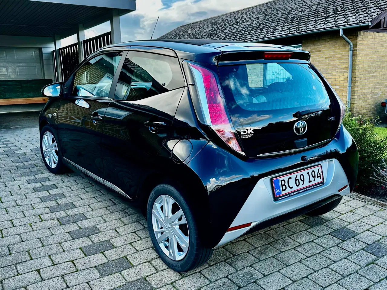 Billede 2 - Toyota Aygo 1,0 VVT-x-sky 5d