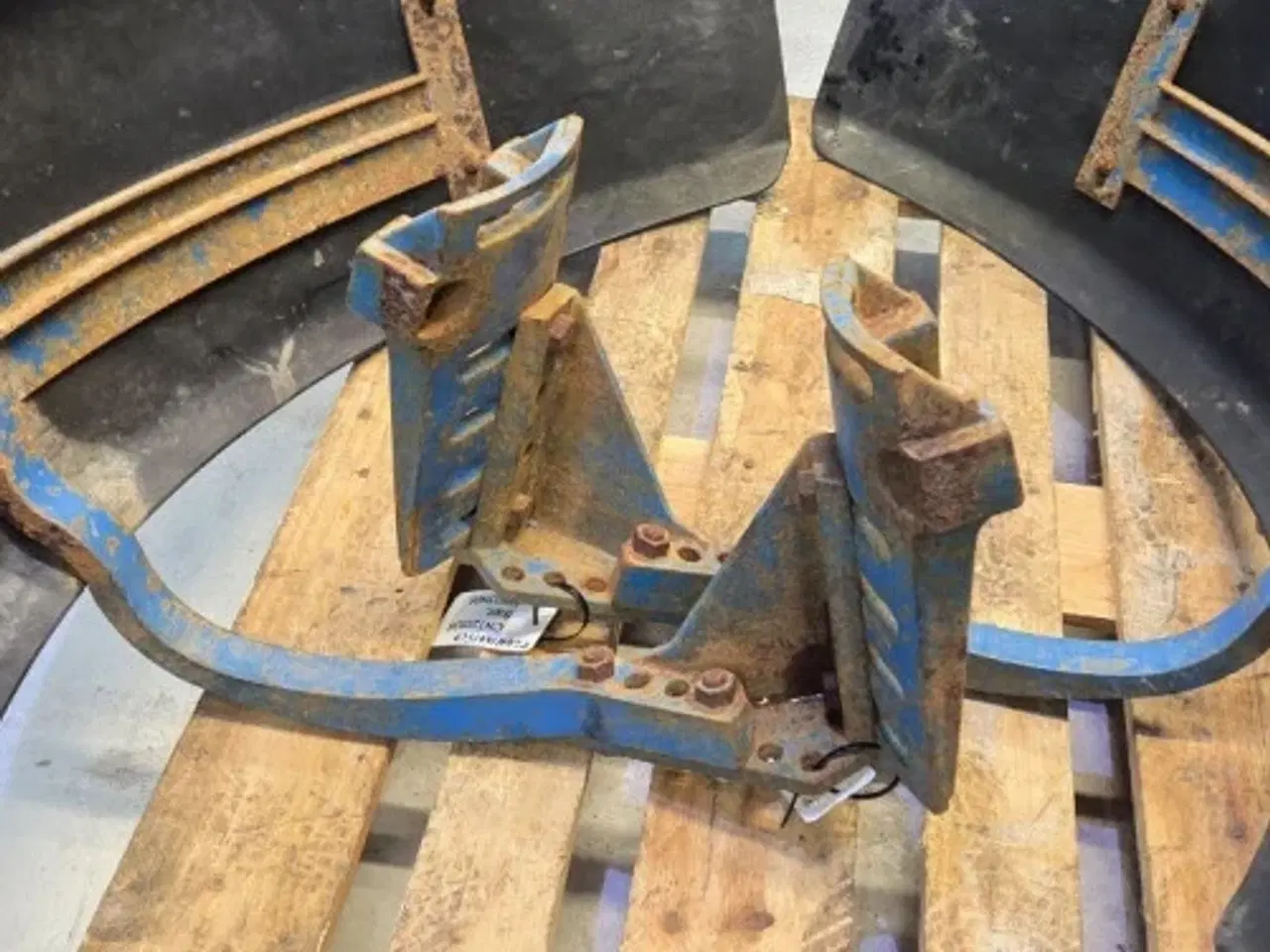 Billede 17 - New Holland 8340 Hjulskærm Sæt 