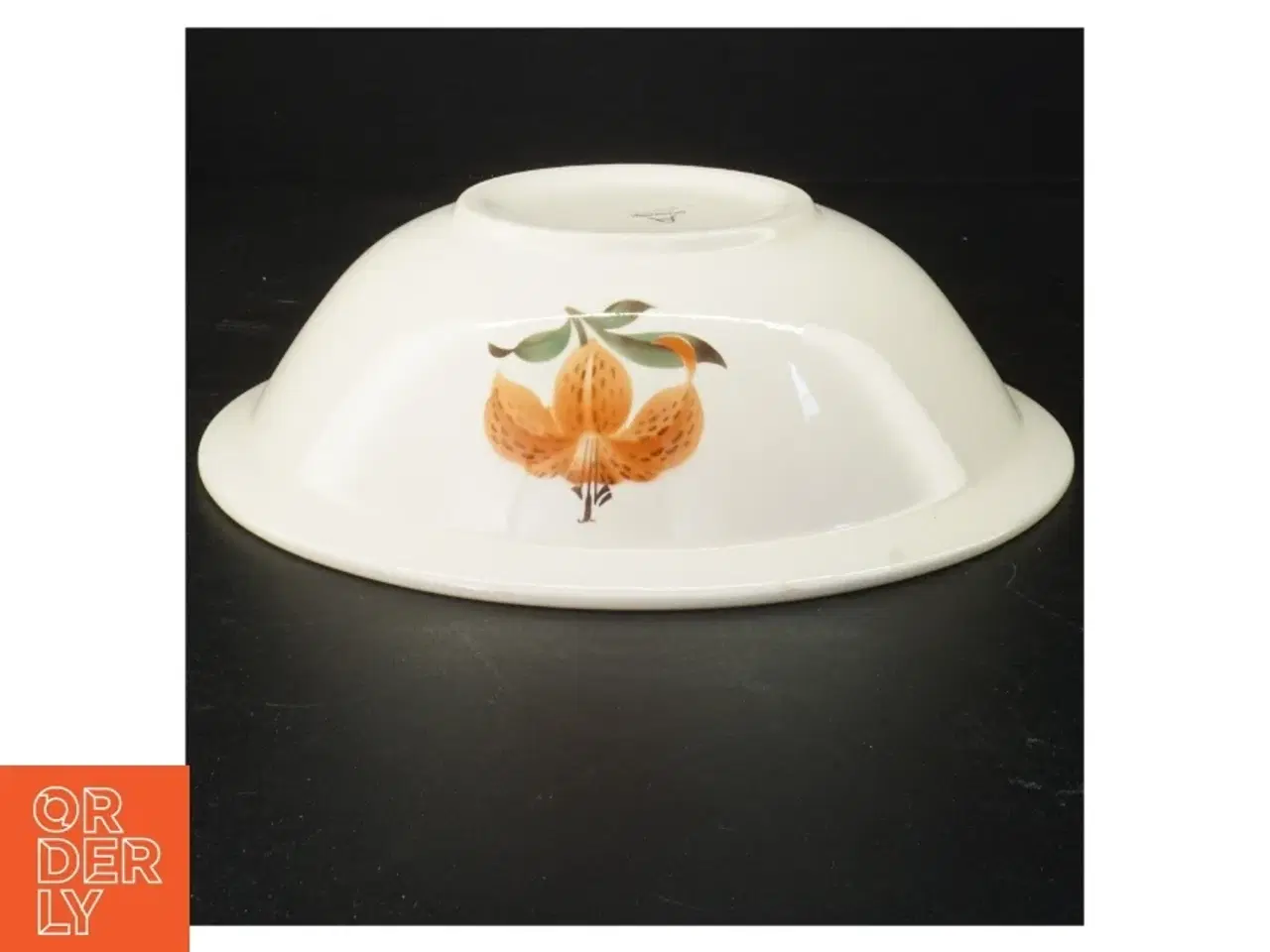 Billede 2 - Porcelænsskål med blomstermotiv (str. Ø 24 cm)