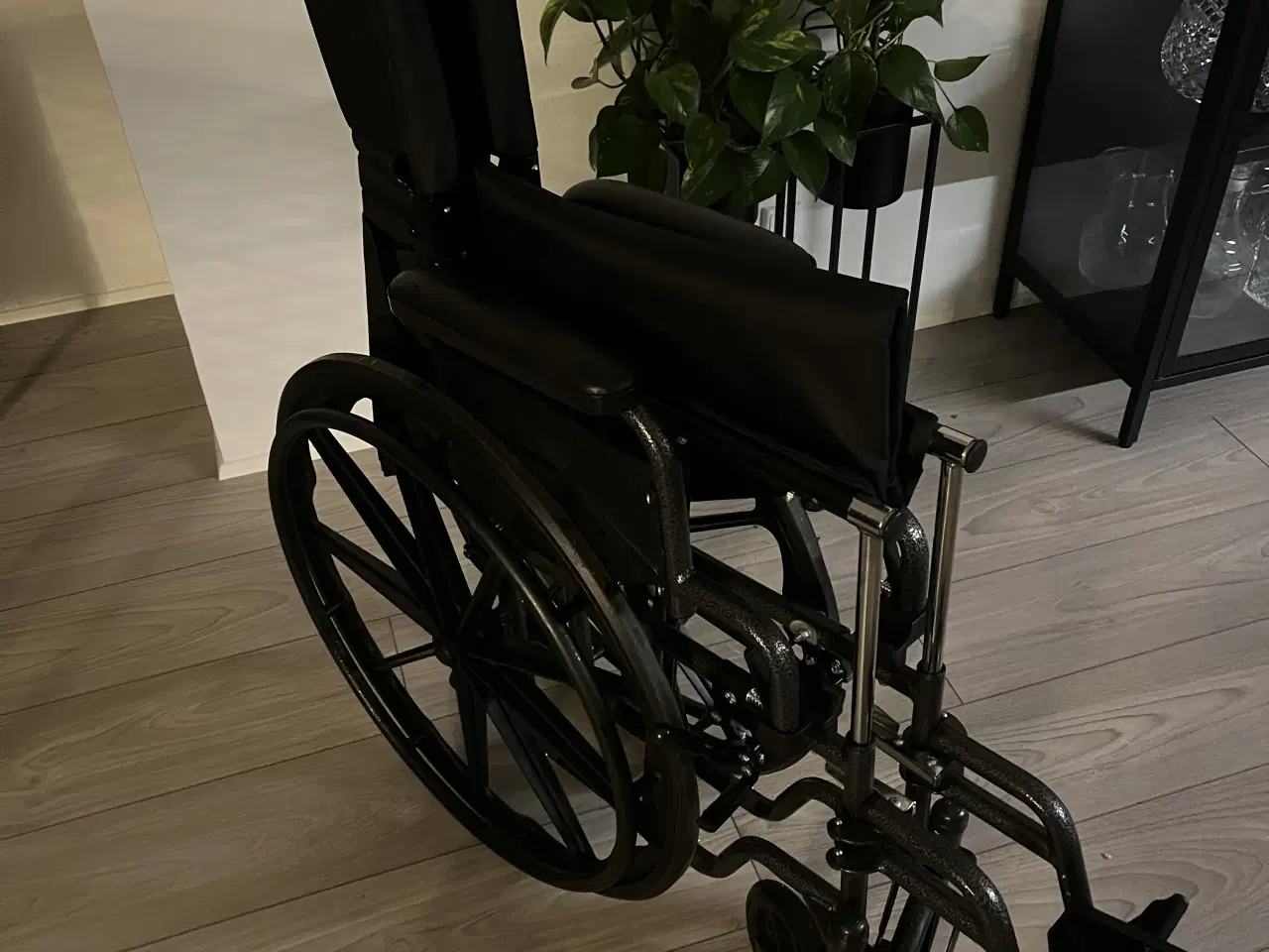 Billede 3 - Kørestol meget pæn stand