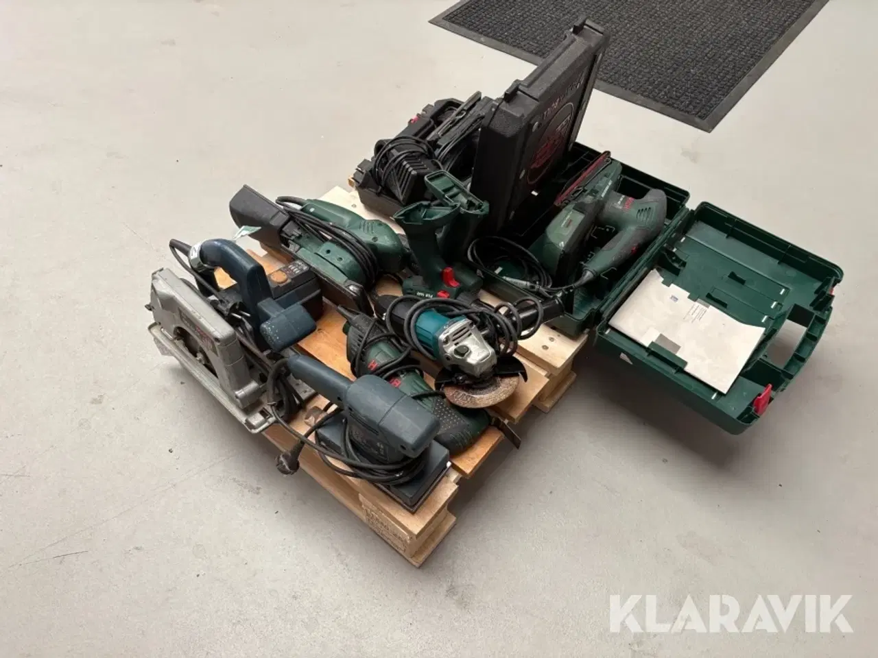 Billede 3 - Lot med håndværktøj Bosch, Blackbull Og Makita - 9 enheder