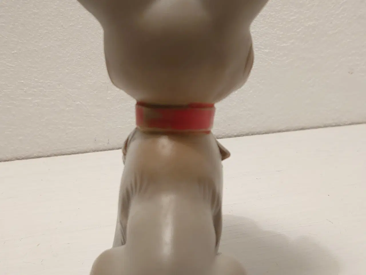 Billede 2 - Vintage Walt Disney gummi pivedyr. Hunden Vaks.