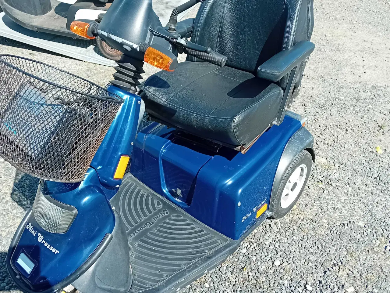 Billede 1 - Mini crosser 130T Med nye batterier