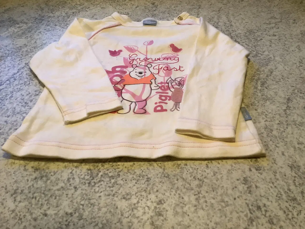 Billede 1 - Helt ny Disney råhvid bluse