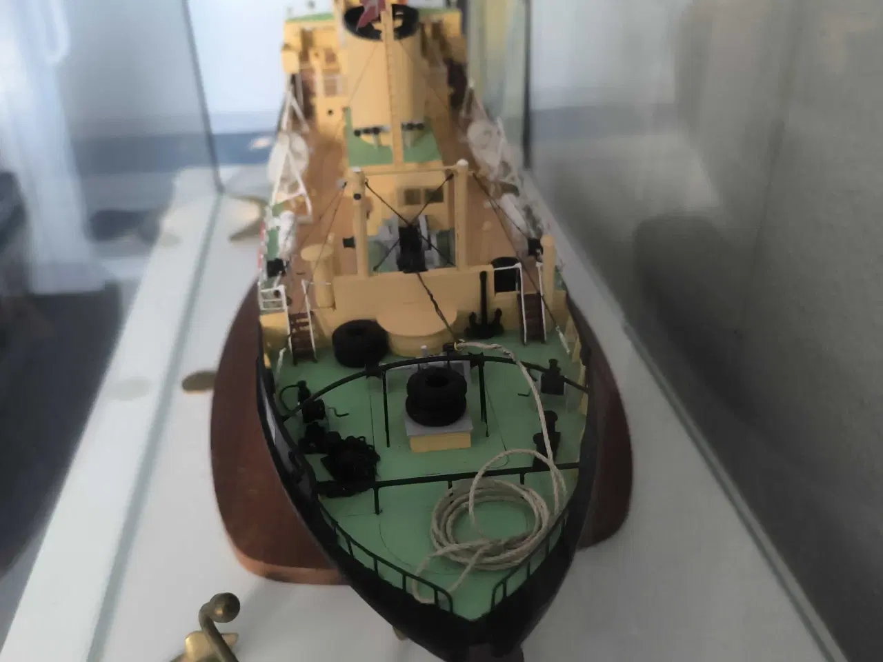 Billede 3 - Elbjørn Skibsmodel Træ Sort og Grøn