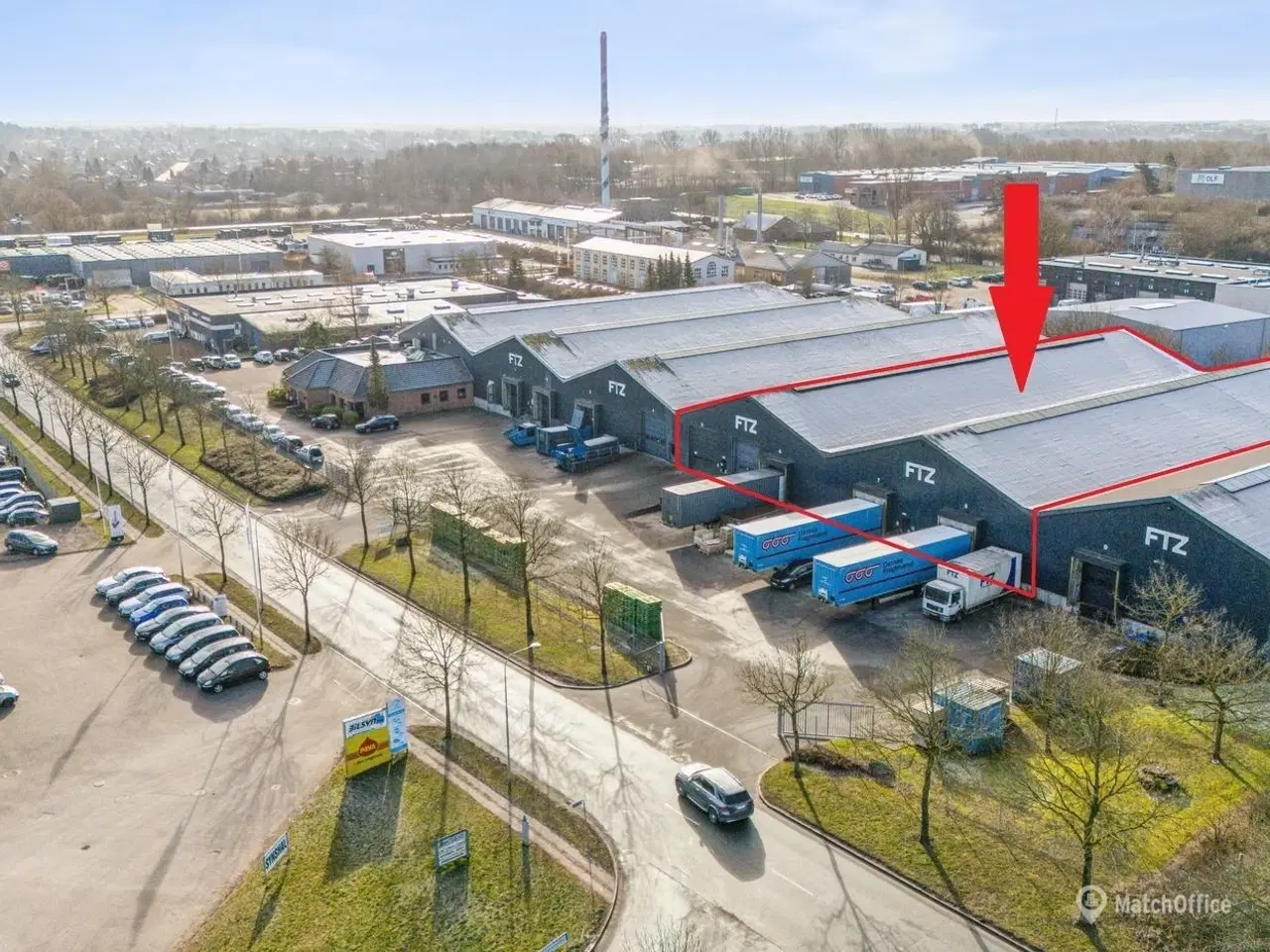 Billede 2 - 2 200 m² isolerede lagerhaller nær E20 på Holkebjergvej i Odense