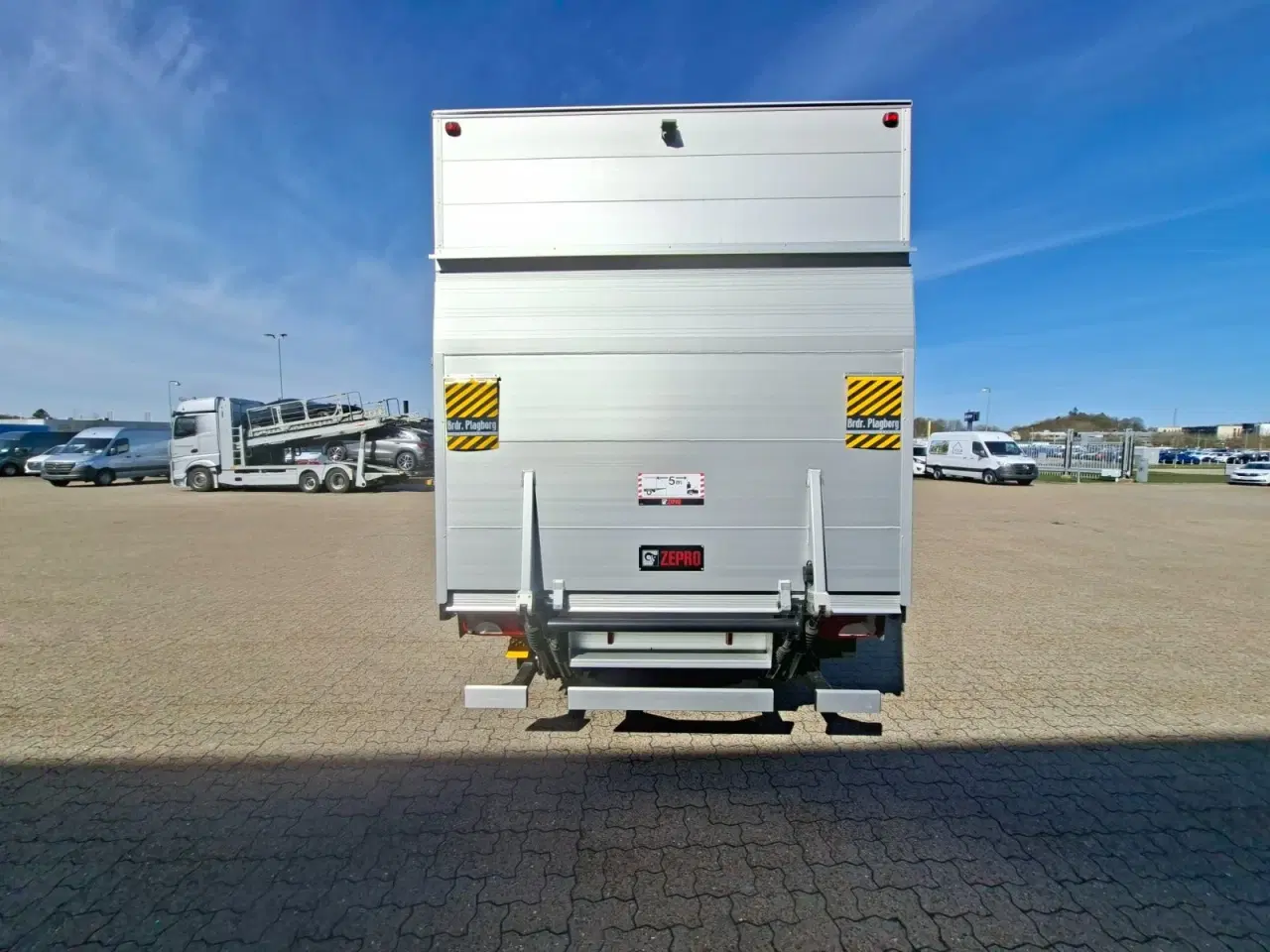 Billede 2 - Mercedes eSprinter 420 113 A3 Chassis PRO