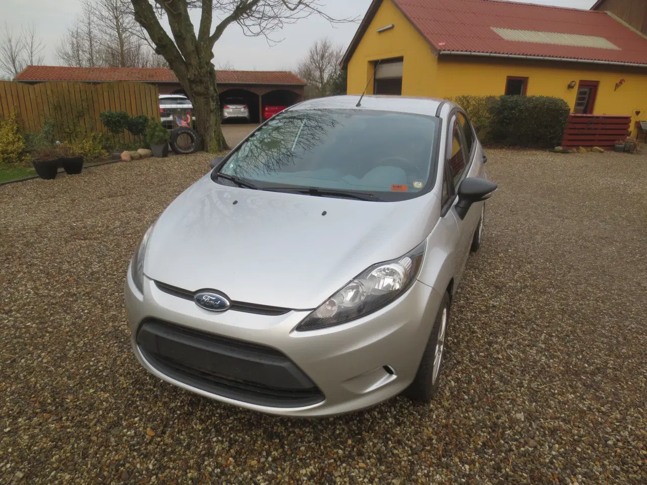 Billede 2 - Ford Fiesta 1.25  år 2009. Km 130000