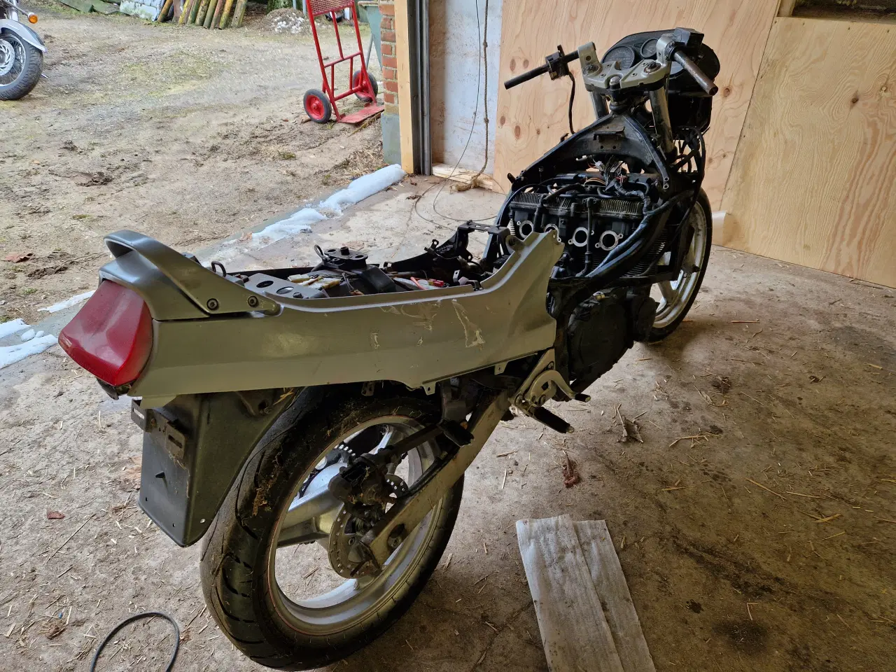 Billede 4 - Suzuki GSX 750F årgang 1990