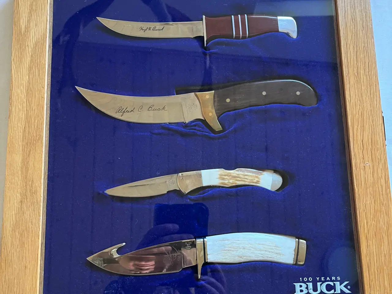 Billede 1 - Buck 100 års jubilæum knive