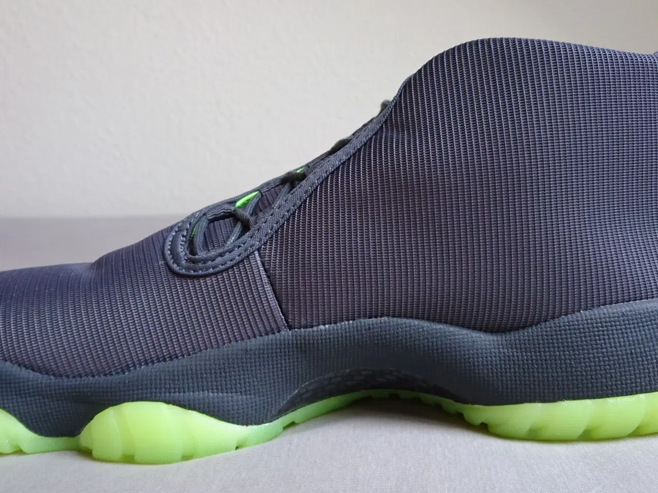 Billede 2 - Nike Air Jordan Future Dark Grey-Revolt