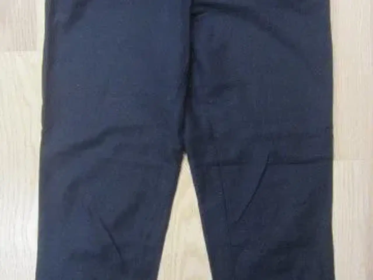 Billede 1 - Str. 36, mørkeblå bukser