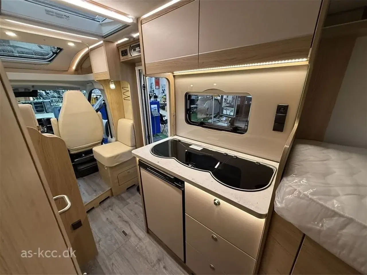 Billede 13 - 2025 - LMC Cruiser V646