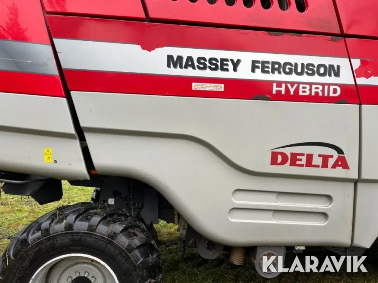 Billede 5 - Mejetærsker Massey Ferguson med 30 fods skærebord