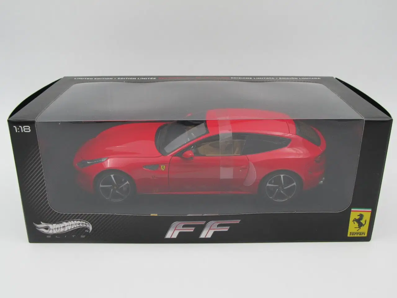 Billede 2 - 2011 Ferrari FF - 1:18  - Rosso Corsa Red  