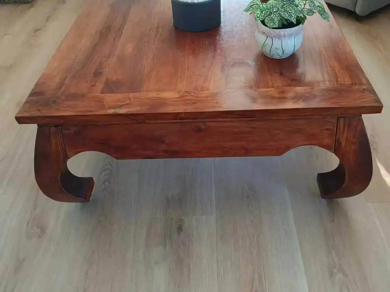 Billede 2 - Smukt varmt sofabord, som ny! 