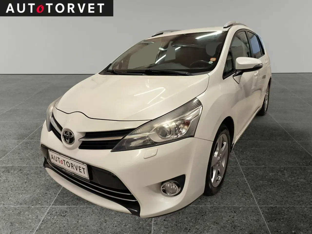 Billede 1 - Toyota Verso 2,0 D-4D T2 Touch 7prs