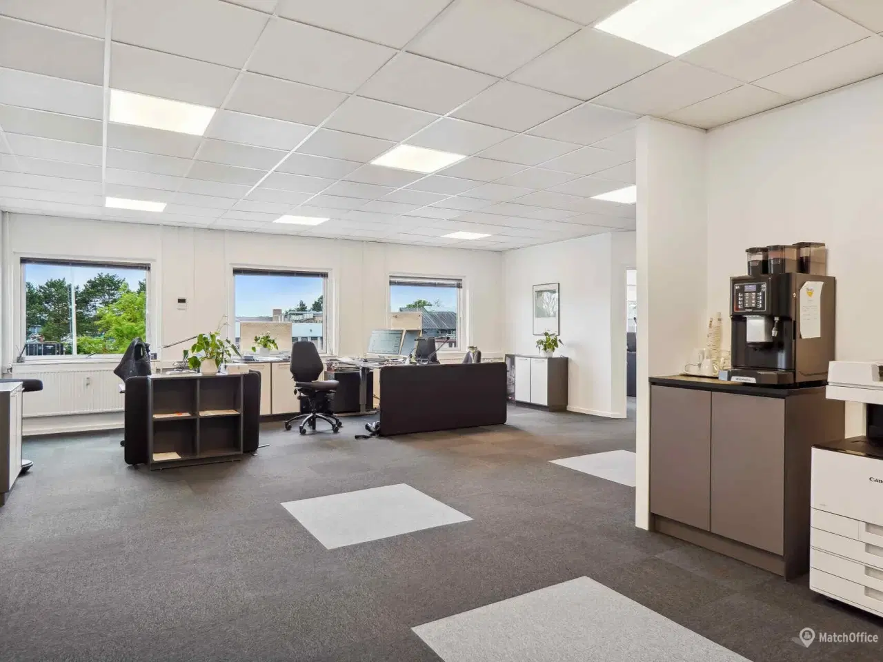 Billede 6 - Lager med kontor. Der givers tre måneders lejerabat!