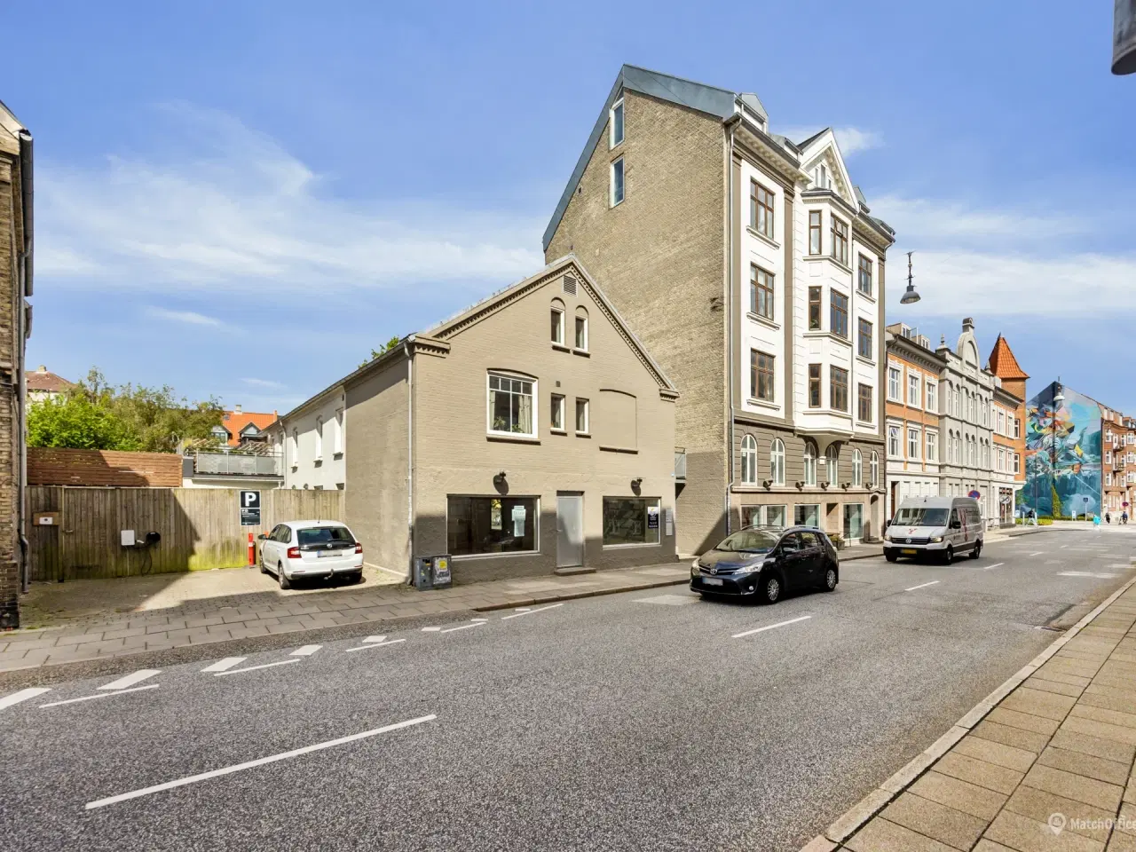 Billede 34 - Centralt beliggende erhvervs lokaler. til mange formål. Tilpasses efter ønske