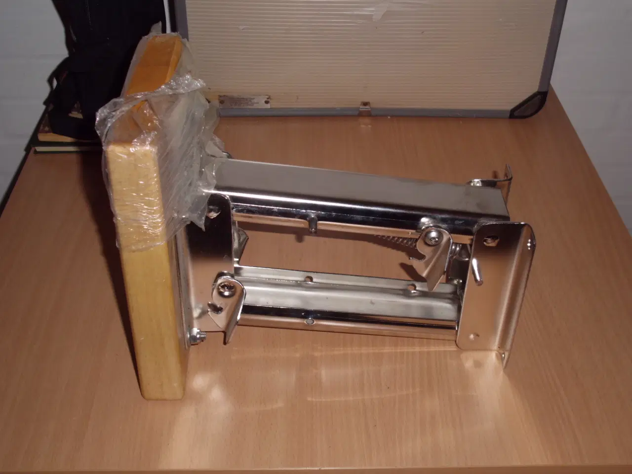 Billede 1 - Pøhængsmotorbeslag ny til salg!!!