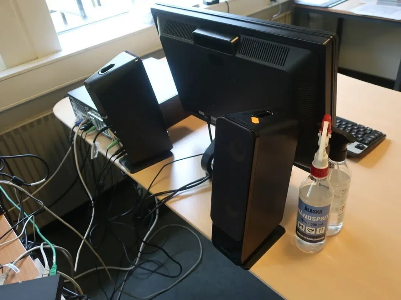 Billede 12 - HP 22" skærm m. tastatur L2208w (PC medfølger ikke)