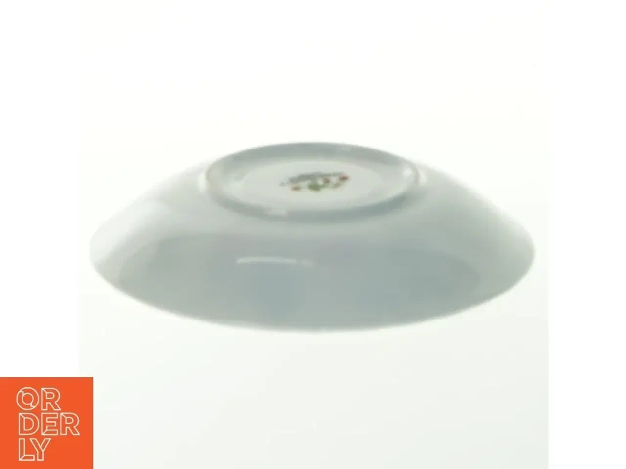 Billede 3 - Porcelæns tallerken med jordbærmotiv (str. 15x2,5 cm)
