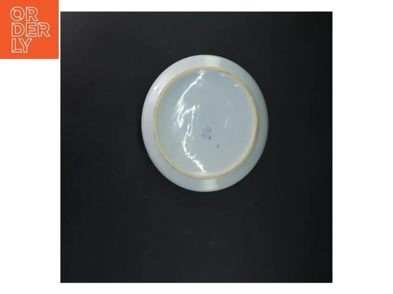 Billede 3 - Hvid keramisk skål med blå kant (str. Ø 20,5 cm)