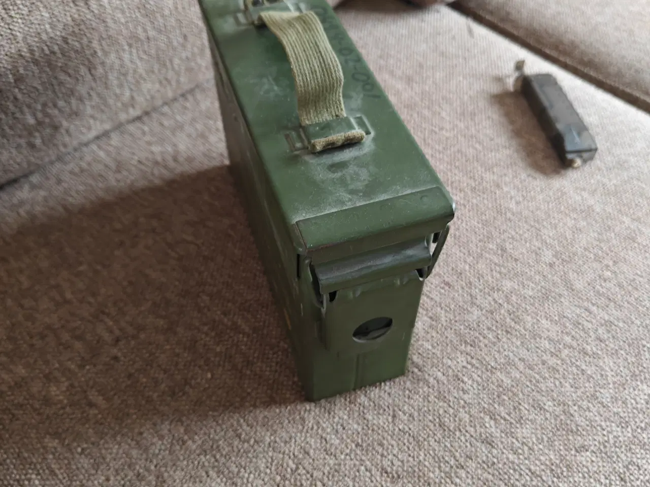 Billede 10 - Airsoft samling+ ammunitionskasse og kikkertsigte 