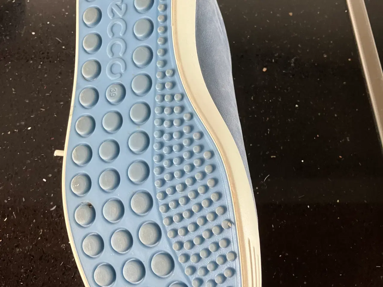 Billede 3 - Flotte Ecco sneakers i lyseblå ruskind, str. 39