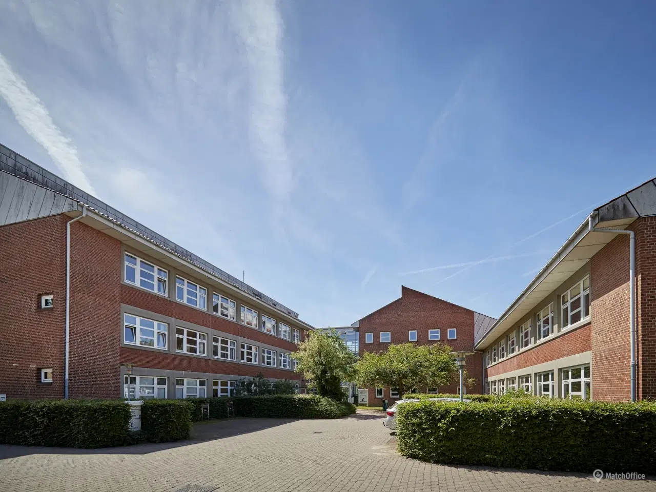 Billede 4 - Kontor tæt på S-tog