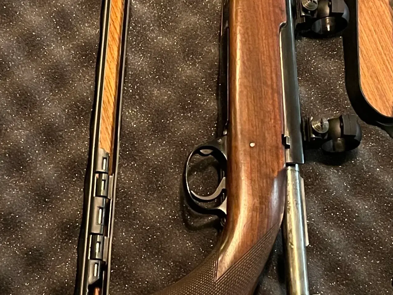 Billede 2 - Husqvarna 30.06 fuldskæftet