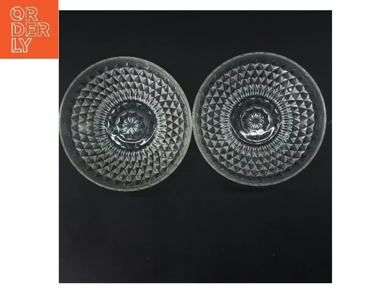 Billede 3 - Sæt med 2 skåle (str. Ø 17 cm)