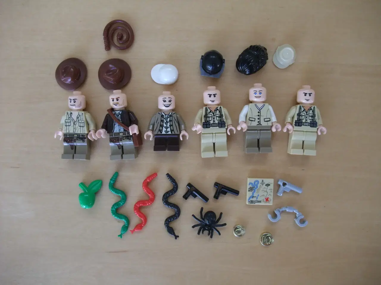 Billede 4 - Lego Indiana Jones Figurer+Tilbehør 