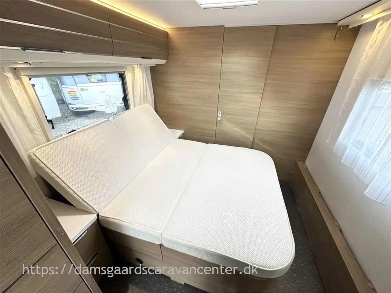 Billede 15 - 2020 - Adria Adora 613 UT Queensbed-Mover-El. gulvvarme-Fortelt