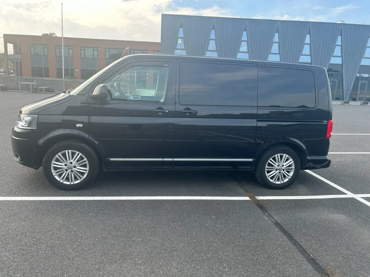 Billede 4 - VW Multivan 2,0 TDi 180 Highline DSG kort