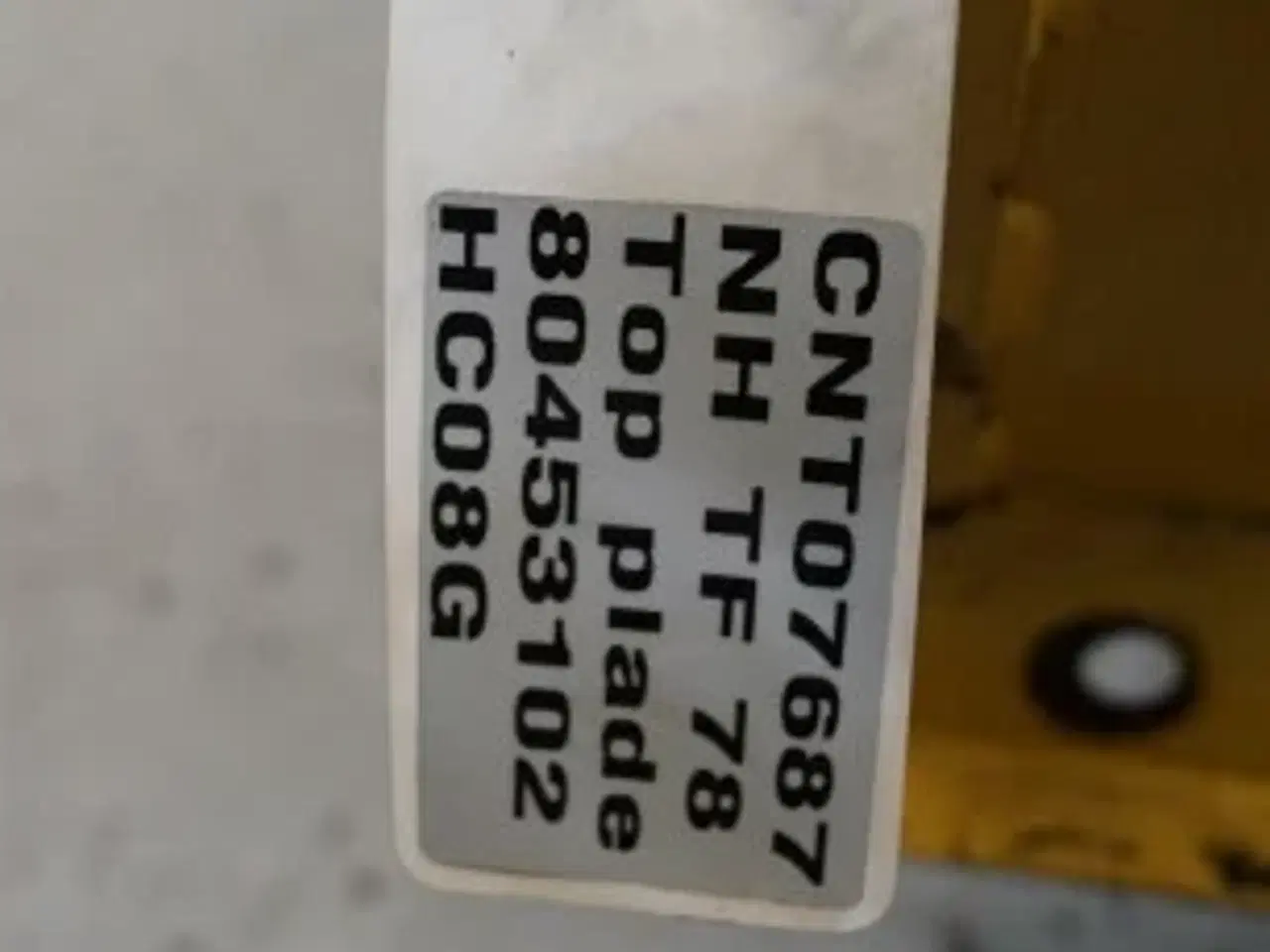 Billede 7 - New Holland TF78 Top plade 80453102