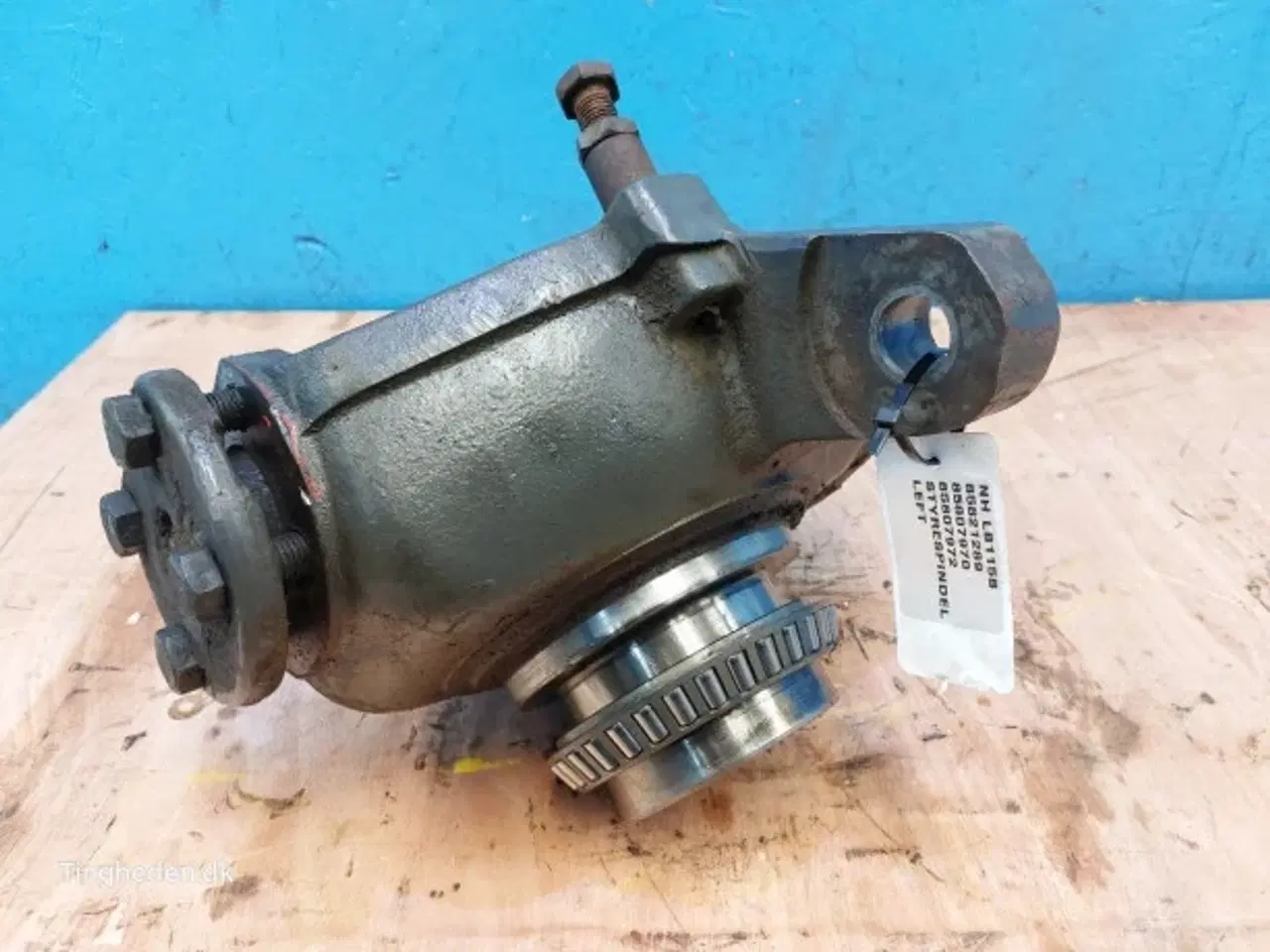 Billede 20 - New Holland LB115B Styrespindel L. 85821289