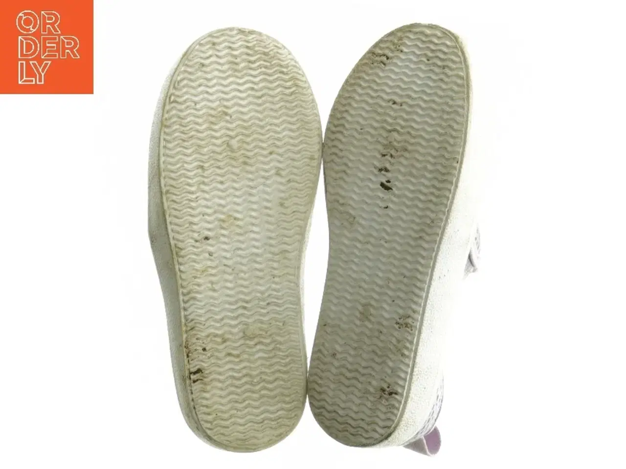 Billede 2 - Brugte grå slip-on sko