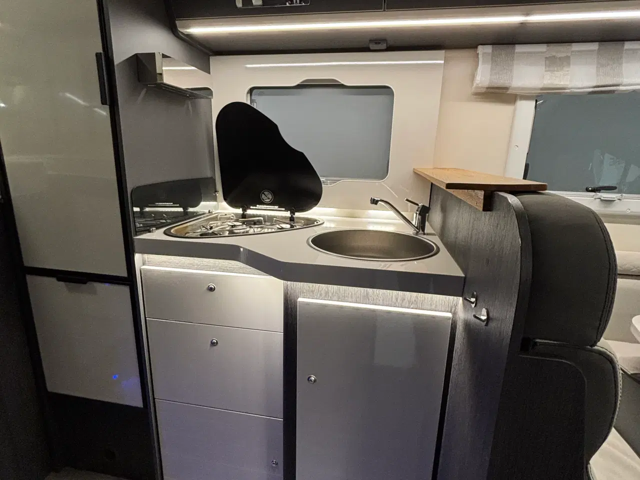 Billede 5 - Autocamper til salg - Roller Team 285 P Kronos