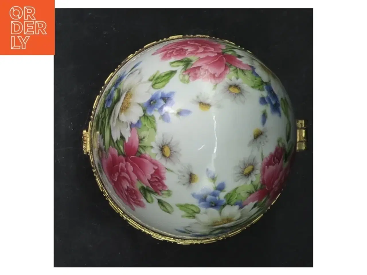 Billede 8 - Porcelænsæg med blomster fra Tiger (str. 13 cm)